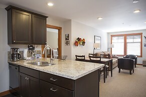 2403 - Two Bedroom Deluxe Eagle Springs East 2 Condo by RedAwning