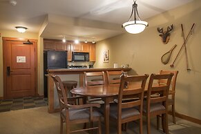 1310 - One Bedroom + Den Standard Eagle Springs West 1 Condo by RedAwn
