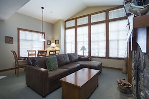 2310 - Two Bedroom Standard Eagle Springs East 2 Condo by RedAwning