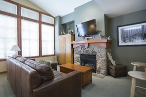 2310 - Two Bedroom Standard Eagle Springs East 2 Condo by RedAwning