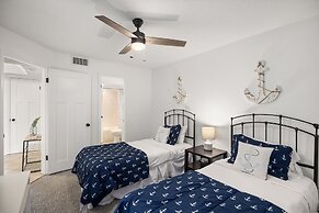 8972 Heron Walk 2 Bedroom Villa by RedAwning