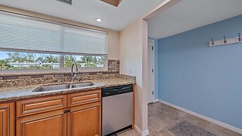Sea Winds On Siesta 2 Bedroom Condo by RedAwning