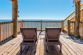 Just Beachy - 103 Tecumseh 4 Bedroom Home by RedAwning