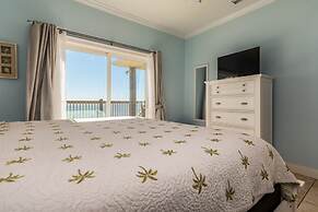 Just Beachy - 103 Tecumseh 4 Bedroom Home by RedAwning