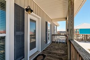 Just Beachy - 103 Tecumseh 4 Bedroom Home by RedAwning