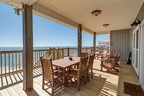 Just Beachy - 103 Tecumseh 4 Bedroom Home by RedAwning