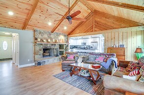 River-view Somerset Home: Large Deck, Fire Pit!