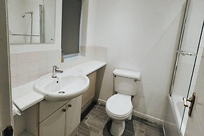 Stunning 3-bed House in Oldbury