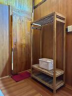 Thang Hen Lake - Tourist Village