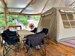 Thang Hen Lake - Tourist Village