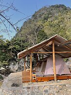 Thang Hen Lake - Tourist Village