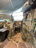 Thang Hen Lake - Tourist Village