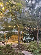 Thang Hen Lake - Tourist Village