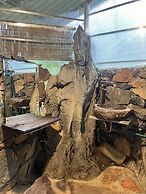 Thang Hen Lake - Tourist Village