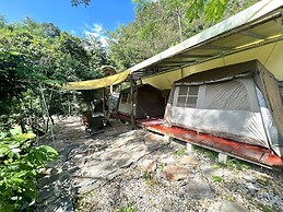 Thang Hen Lake - Tourist Village