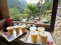 Thang Hen Lake - Tourist Village