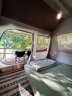 Thang Hen Lake - Tourist Village