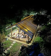 Thang Hen Lake - Tourist Village