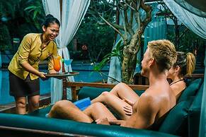 Model Temple Resort & Spa