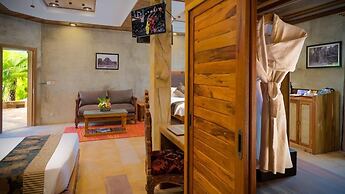 Model Temple Resort & Spa