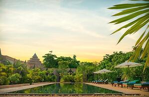 Model Temple Resort & Spa