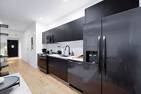 Luxury Studio Near from Bayfront Park