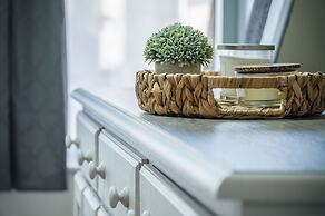 Fulke Street - 2 Bedroom Apartment - Milford Haven