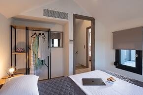 The Black Pearl Villas