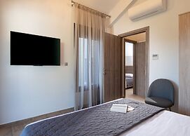 The Black Pearl Villas