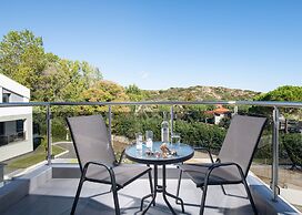 The Black Pearl Villas