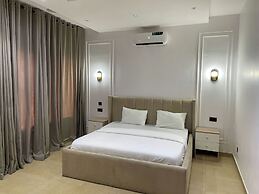 The Azaria Hotel & Apartment