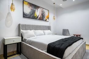 The Azaria Hotel & Apartment