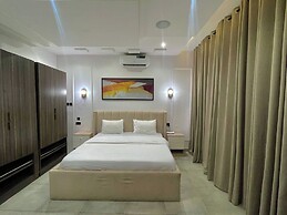 The Azaria Hotel & Apartment