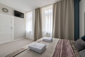 Dom & House - Monte Cassino 49 Supreme