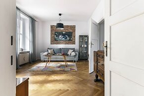 Roxy by Q4Apartments