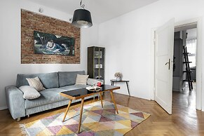 Roxy by Q4Apartments