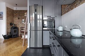 Roxy by Q4Apartments