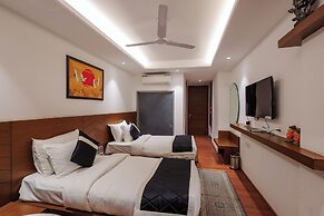 Nikko Premier - Near Medanta Hospital