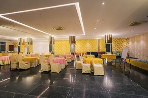 Nikko Premier - Near Medanta Hospital