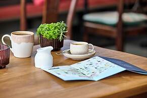 The Black Horse, Climping