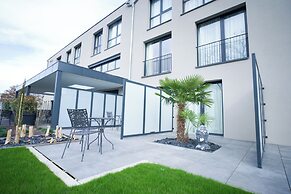 Arrow Hotel