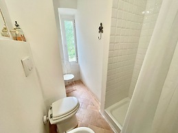 Adam House - Beautiful exc Pool - Sleeps 8