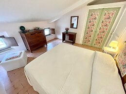 Adam House - Beautiful exc Pool - Sleeps 8