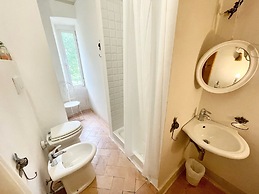 Adam House - Beautiful exc Pool - Sleeps 8