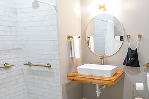 Hotel Whiskey in Pascagoula