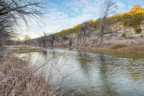 Sotol by Avantstay Direct River Access + Views