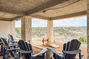 Sotol by Avantstay Direct River Access + Views