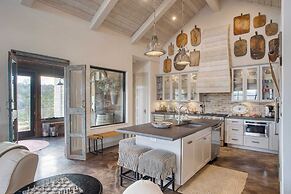 Sotol by Avantstay Direct River Access + Views