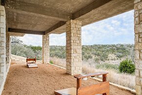 Sotol by Avantstay Direct River Access + Views