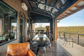 Sotol by Avantstay Direct River Access + Views